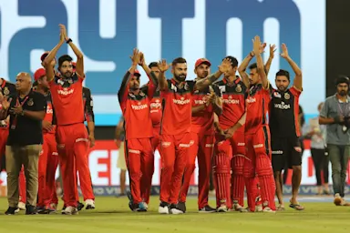 Match Report: M54 - RCB vs SRH