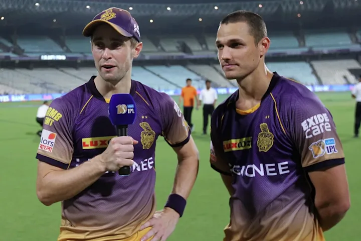 Two hot to handle: Coulter-Nile & Chris Woakes