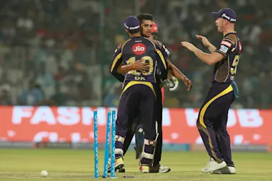 Mavi, Khan sanctioned reprimands for on-field behaviour