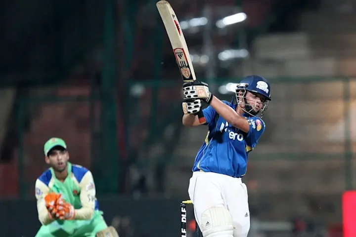 Tendulkar Jr. wins it for MI owners