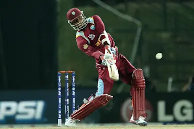 Marlon Samuels replaces injured Quinton de Kock for Delhi Daredevils