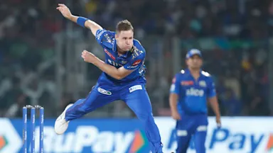 Mumbai Indians name Luke Wood as replacement for the injured Jason Behrendorff