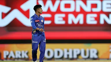 Mumbai Indians sign Raghu Sharma as a replacement for the injured Vignesh Puthur