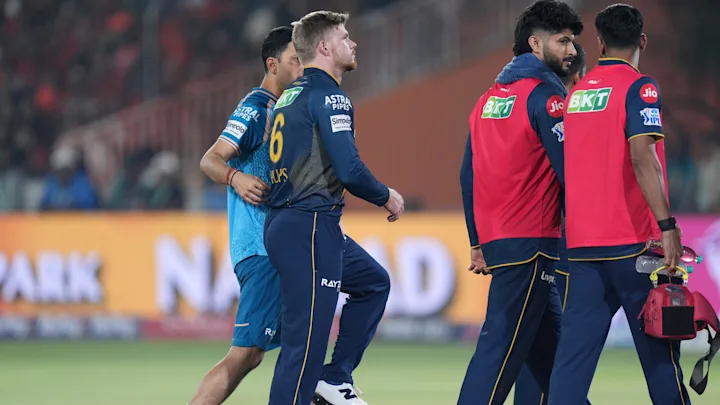 Gujarat Titans pick Dasun Shanaka as a replacement for the injured Glenn Phillips