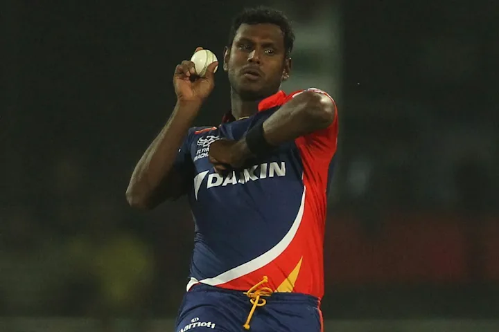 Need to take wickets early: Mathews
